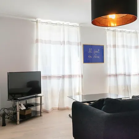 Place Du Pin Apartment Nice