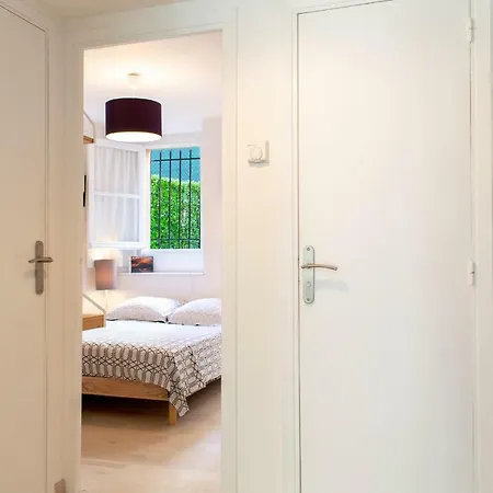 Apartament Place Du Pin